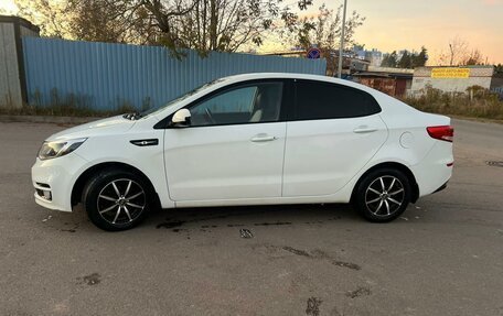 KIA Rio III рестайлинг, 2015 год, 735 000 рублей, 15 фотография