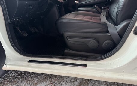 Nissan Note II рестайлинг, 2013 год, 700 000 рублей, 8 фотография