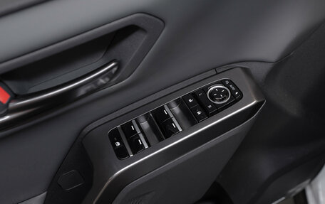 Toyota RAV4, 2025 год, 4 950 000 рублей, 21 фотография