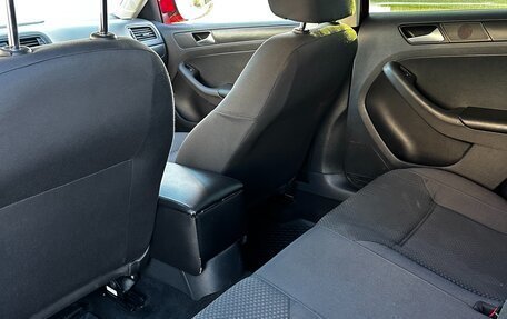 Volkswagen Jetta VI, 2014 год, 970 000 рублей, 4 фотография