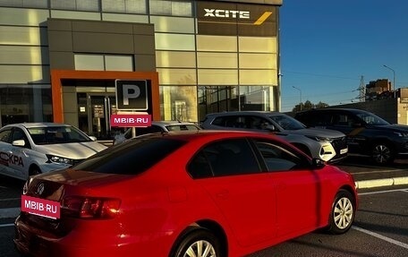 Volkswagen Jetta VI, 2014 год, 970 000 рублей, 3 фотография
