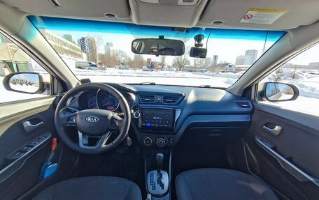 KIA Rio III рестайлинг, 2012 год, 830 000 рублей, 9 фотография