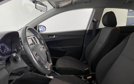 Hyundai Solaris II рестайлинг, 2019 год, 1 600 000 рублей, 12 фотография