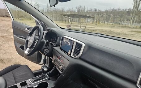 KIA Sportage IV рестайлинг, 2019 год, 2 250 000 рублей, 13 фотография