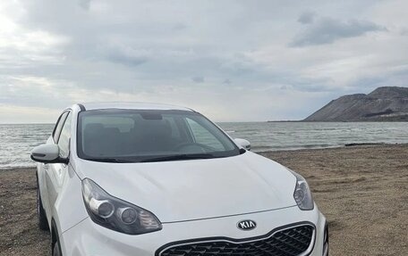 KIA Sportage IV рестайлинг, 2019 год, 2 250 000 рублей, 3 фотография