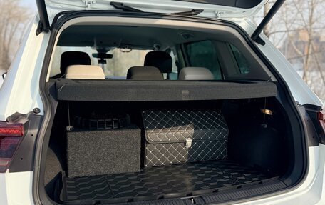 Volkswagen Tiguan II, 2019 год, 2 850 000 рублей, 11 фотография