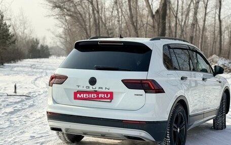 Volkswagen Tiguan II, 2019 год, 2 850 000 рублей, 8 фотография