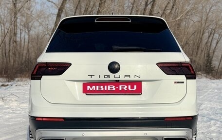 Volkswagen Tiguan II, 2019 год, 2 850 000 рублей, 10 фотография