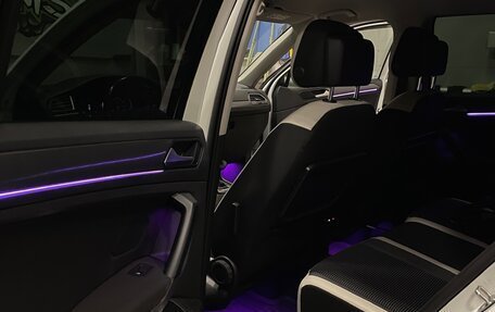 Volkswagen Tiguan II, 2019 год, 2 850 000 рублей, 23 фотография