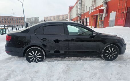 Volkswagen Jetta VI, 2013 год, 899 000 рублей, 6 фотография