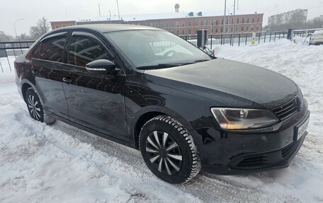Volkswagen Jetta VI, 2013 год, 899 000 рублей, 7 фотография