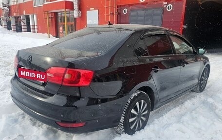 Volkswagen Jetta VI, 2013 год, 899 000 рублей, 5 фотография