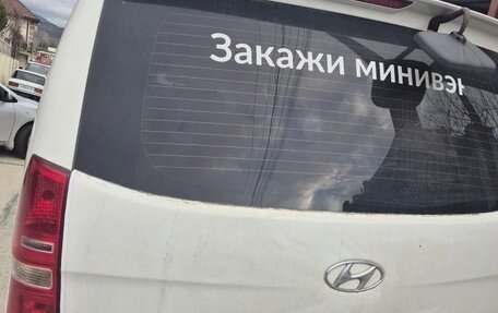 Hyundai Grand Starex Grand Starex I рестайлинг 2, 2010 год, 1 000 000 рублей, 6 фотография
