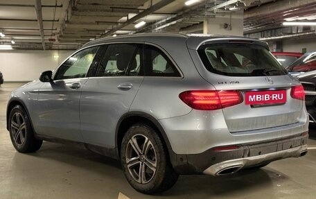 Mercedes-Benz GLC, 2017 год, 3 190 000 рублей, 5 фотография