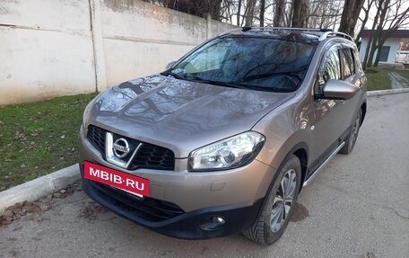 Nissan Qashqai+2 I, 2010 год, 1 350 000 рублей, 2 фотография
