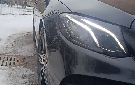 Mercedes-Benz E-Класс, 2018 год, 3 800 000 рублей, 2 фотография