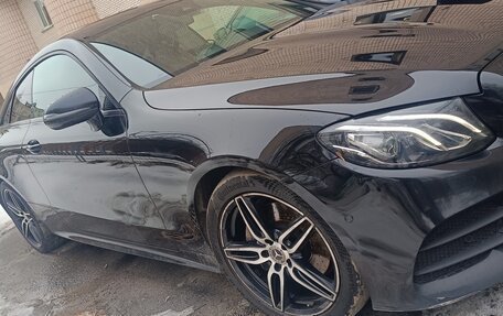 Mercedes-Benz E-Класс, 2018 год, 3 800 000 рублей, 3 фотография