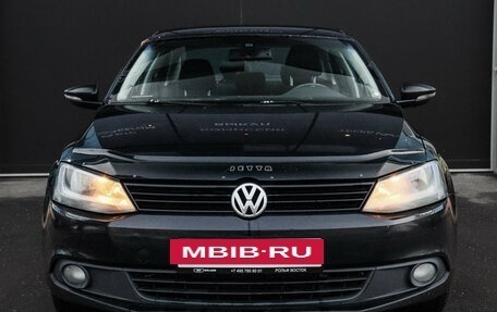 Volkswagen Jetta VI, 2011 год, 730 000 рублей, 2 фотография