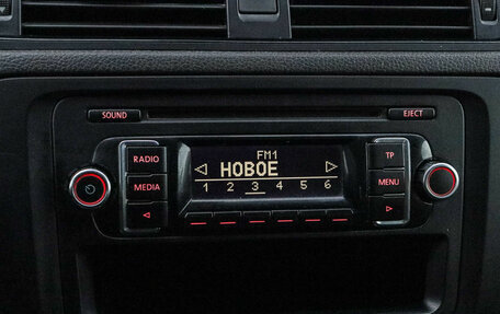 Volkswagen Jetta VI, 2011 год, 730 000 рублей, 16 фотография