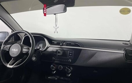 KIA Rio IV, 2021 год, 1 749 000 рублей, 12 фотография