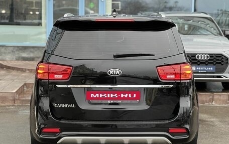 KIA Carnival III, 2019 год, 3 240 000 рублей, 6 фотография