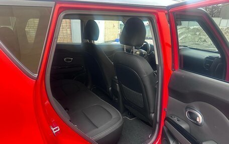 KIA Soul II рестайлинг, 2018 год, 1 620 000 рублей, 16 фотография