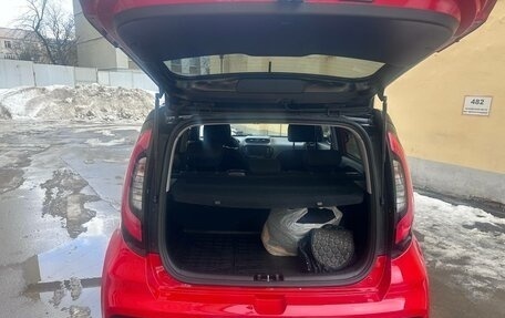 KIA Soul II рестайлинг, 2018 год, 1 620 000 рублей, 10 фотография