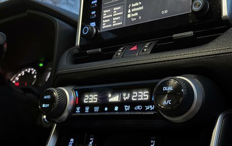 Toyota RAV4, 2020 год, 3 100 000 рублей, 10 фотография