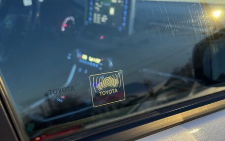 Toyota RAV4, 2020 год, 3 100 000 рублей, 12 фотография