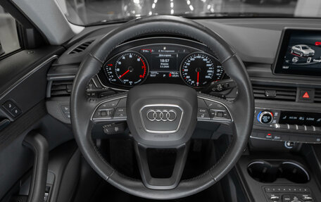 Audi A4, 2018 год, 3 160 000 рублей, 10 фотография