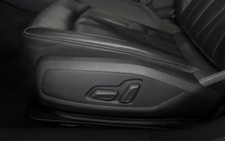 Audi A4, 2018 год, 3 160 000 рублей, 17 фотография