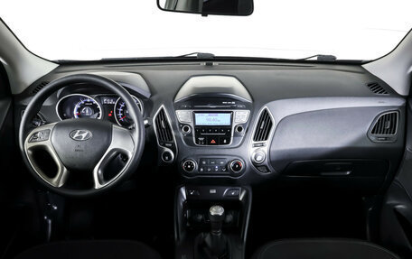 Hyundai ix35 I рестайлинг, 2013 год, 1 190 000 рублей, 13 фотография