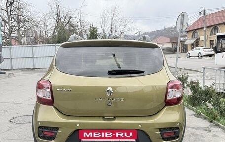Renault Sandero II рестайлинг, 2015 год, 950 000 рублей, 10 фотография