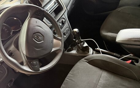 Renault Sandero II рестайлинг, 2015 год, 950 000 рублей, 21 фотография