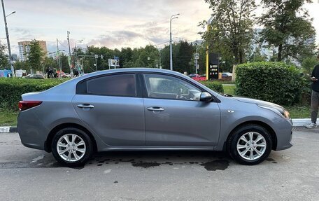 KIA Rio IV, 2017 год, 1 335 000 рублей, 2 фотография