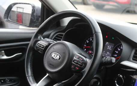 KIA Rio IV, 2017 год, 1 335 000 рублей, 25 фотография