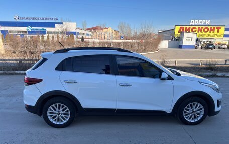 KIA Rio IV, 2018 год, 1 250 000 рублей, 2 фотография