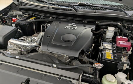 Mitsubishi Pajero Sport III рестайлинг, 2019 год, 3 625 000 рублей, 9 фотография