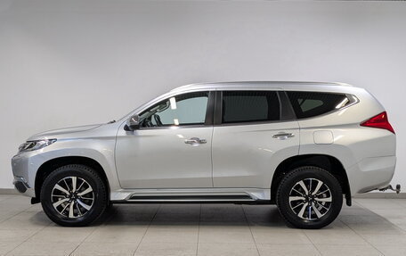 Mitsubishi Pajero Sport III рестайлинг, 2019 год, 3 625 000 рублей, 8 фотография