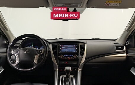 Mitsubishi Pajero Sport III рестайлинг, 2019 год, 3 625 000 рублей, 14 фотография