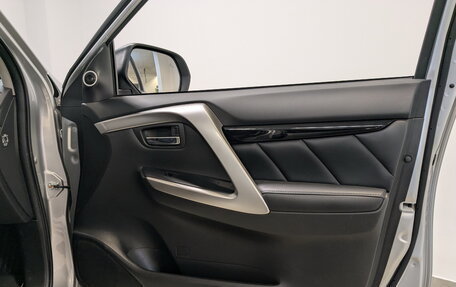 Mitsubishi Pajero Sport III рестайлинг, 2019 год, 3 625 000 рублей, 25 фотография