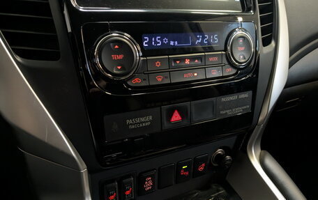 Mitsubishi Pajero Sport III рестайлинг, 2019 год, 3 625 000 рублей, 28 фотография