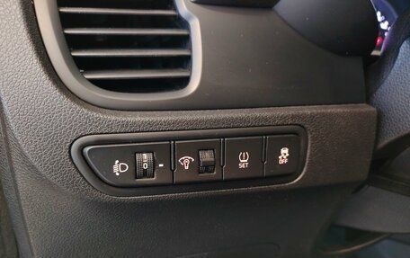 KIA Rio IV, 2017 год, 1 415 000 рублей, 9 фотография