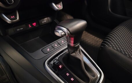 KIA Rio IV, 2017 год, 1 415 000 рублей, 11 фотография