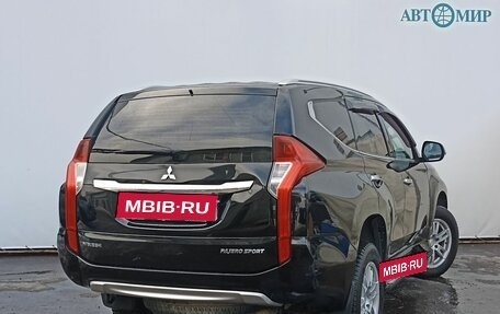 Mitsubishi Pajero Sport III рестайлинг, 2017 год, 2 695 000 рублей, 5 фотография