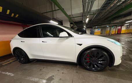 Tesla Model Y I, 2022 год, 6 500 000 рублей, 2 фотография