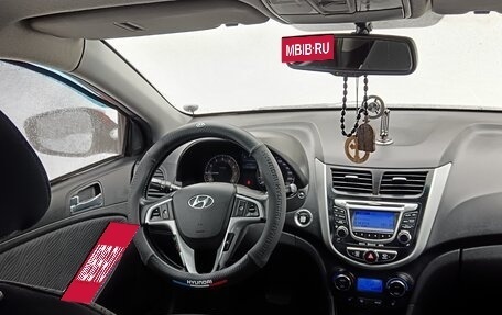 Hyundai Solaris II рестайлинг, 2012 год, 740 000 рублей, 5 фотография