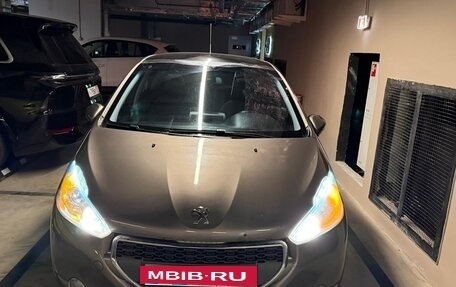 Peugeot 208 II, 2013 год, 620 000 рублей, 4 фотография