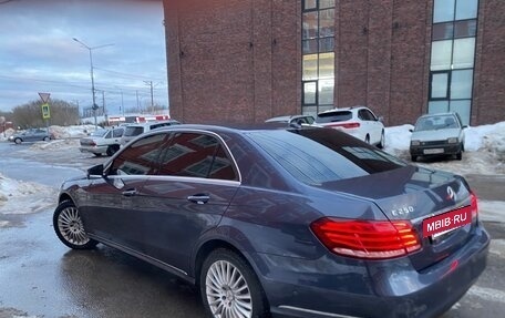 Mercedes-Benz E-Класс, 2013 год, 1 800 000 рублей, 5 фотография