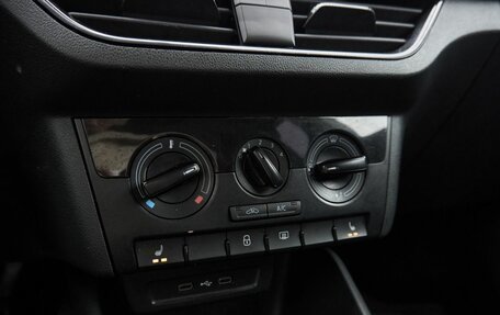 Volkswagen Polo VI (EU Market), 2020 год, 1 380 000 рублей, 10 фотография